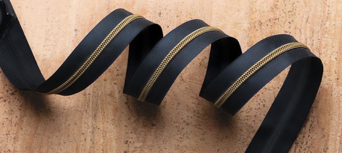 Working With Continuous Roll Zippers